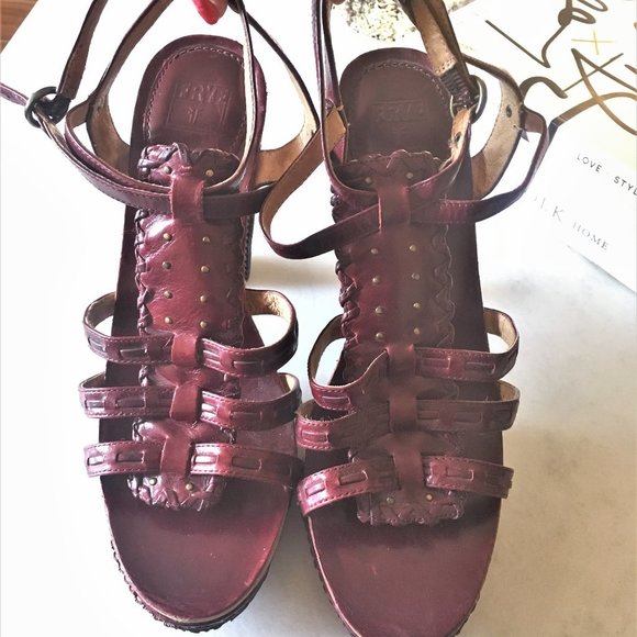 New! Anthropologie Frye Grace T strap leather platform sandal, burgundy / maroon - Picture 7 of 13